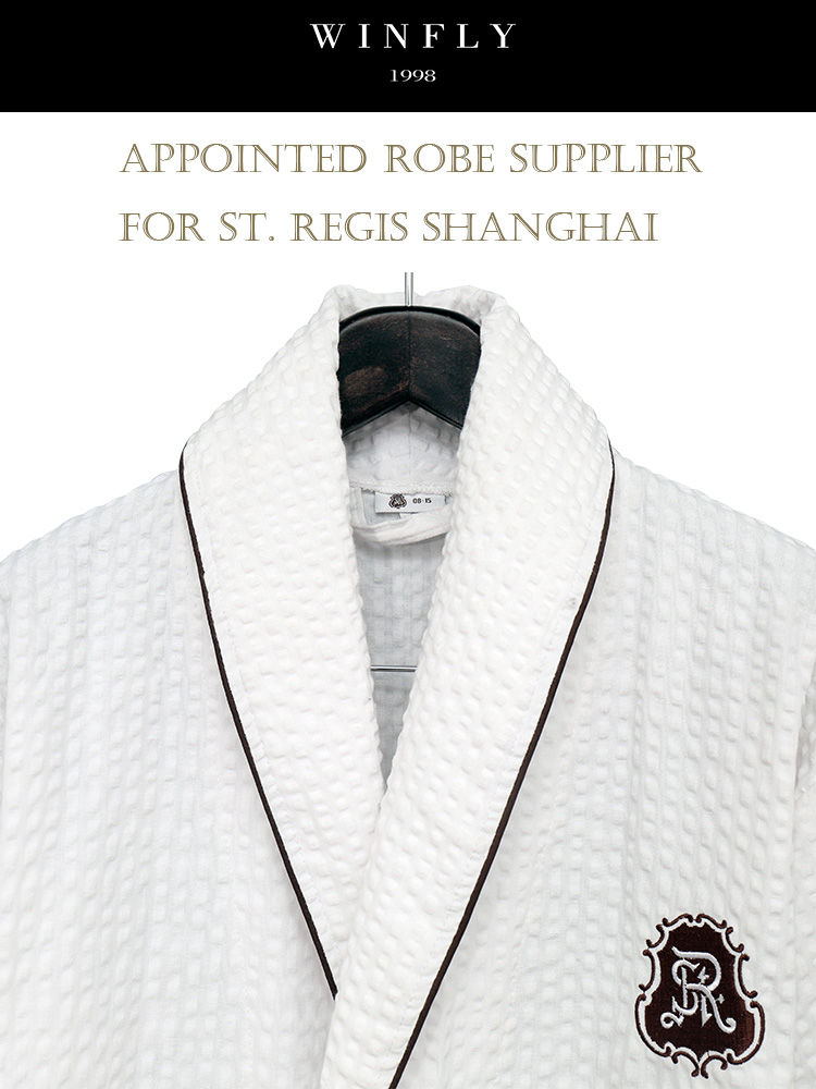 Best Quality Luxurious Bath Robes With Embroidery